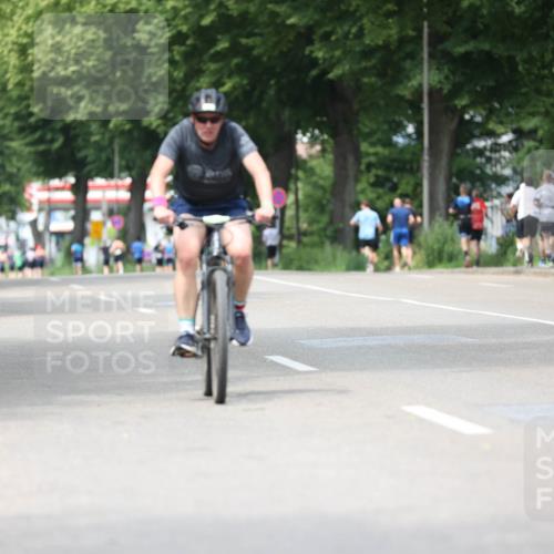 15.06.2025 - 7 Türme Triathlon Yannick Fuchs http://msf.ph/oto/8053416 15.06.2025 13:41:36 Radfahren  meine-sportfotos.de
