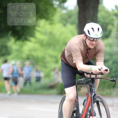 15.06.2025 - 7 Türme Triathlon Yannick Fuchs http://msf.ph/oto/8053480 15.06.2025 13:42:38 Radfahren 854 meine-sportfotos.de