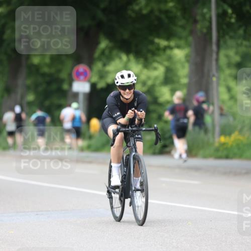 15.06.2025 - 7 Türme Triathlon Yannick Fuchs http://msf.ph/oto/8053495 15.06.2025 13:42:48 Radfahren  meine-sportfotos.de