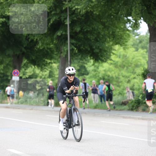 15.06.2025 - 7 Türme Triathlon Yannick Fuchs http://msf.ph/oto/8053497 15.06.2025 13:42:48 Radfahren  meine-sportfotos.de