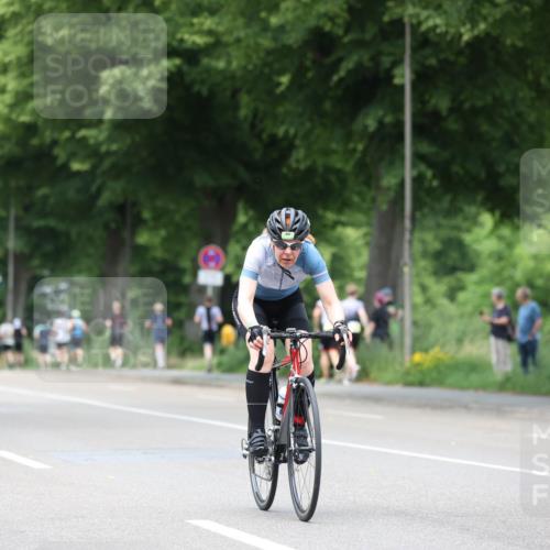 15.06.2025 - 7 Türme Triathlon Yannick Fuchs http://msf.ph/oto/8053503 15.06.2025 13:42:56 Radfahren  meine-sportfotos.de