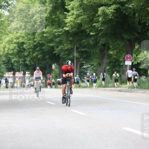 15.06.2025 - 7 Türme Triathlon Yannick Fuchs http://msf.ph/oto/8053509 15.06.2025 13:43:00 Radfahren  meine-sportfotos.de