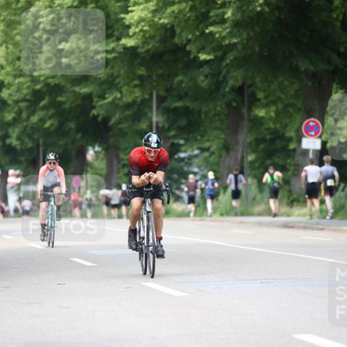 15.06.2025 - 7 Türme Triathlon Yannick Fuchs http://msf.ph/oto/8053510 15.06.2025 13:43:01 Radfahren  meine-sportfotos.de
