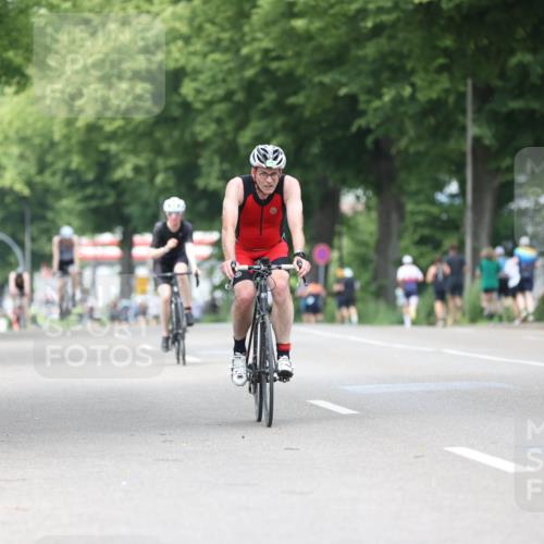 15.06.2025 - 7 Türme Triathlon Yannick Fuchs http://msf.ph/oto/8053555 15.06.2025 13:43:34 Radfahren  meine-sportfotos.de