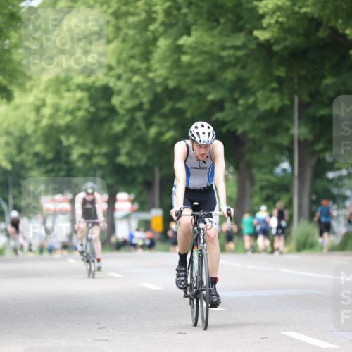 15.06.2025 - 7 Türme Triathlon Yannick Fuchs http://msf.ph/oto/8053570 15.06.2025 13:43:40 Radfahren  meine-sportfotos.de