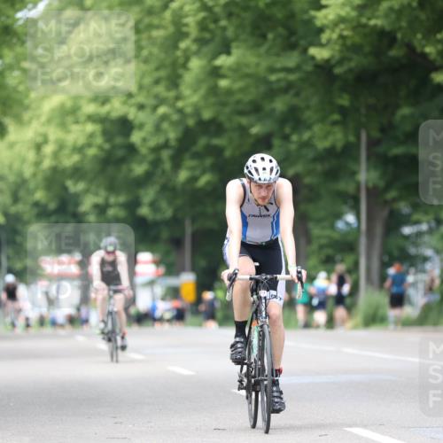 15.06.2025 - 7 Türme Triathlon Yannick Fuchs http://msf.ph/oto/8053571 15.06.2025 13:43:40 Radfahren  meine-sportfotos.de