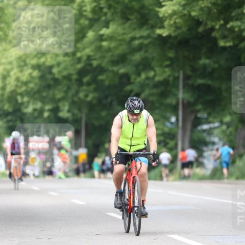 15.06.2025 - 7 Türme Triathlon Yannick Fuchs http://msf.ph/oto/8053585 15.06.2025 13:43:51 Radfahren  meine-sportfotos.de