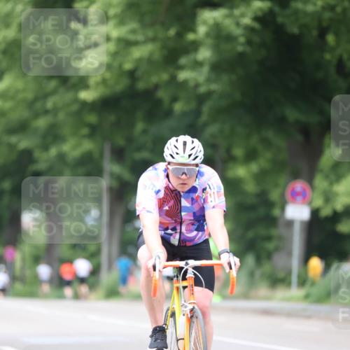 15.06.2025 - 7 Türme Triathlon Yannick Fuchs http://msf.ph/oto/8053595 15.06.2025 13:43:55 Radfahren  meine-sportfotos.de