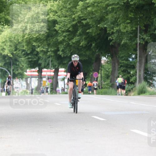 15.06.2025 - 7 Türme Triathlon Yannick Fuchs http://msf.ph/oto/8053685 15.06.2025 13:44:56 Radfahren  meine-sportfotos.de