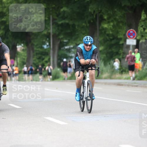 15.06.2025 - 7 Türme Triathlon Yannick Fuchs http://msf.ph/oto/8053729 15.06.2025 13:45:40 Radfahren  meine-sportfotos.de