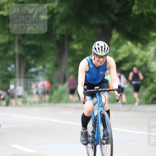 15.06.2025 - 7 Türme Triathlon Yannick Fuchs http://msf.ph/oto/8053740 15.06.2025 13:45:44 Radfahren 1145 meine-sportfotos.de