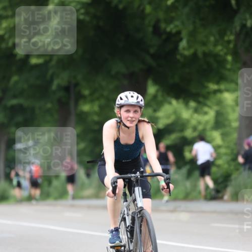 15.06.2025 - 7 Türme Triathlon Yannick Fuchs http://msf.ph/oto/8053744 15.06.2025 13:45:45 Radfahren  meine-sportfotos.de