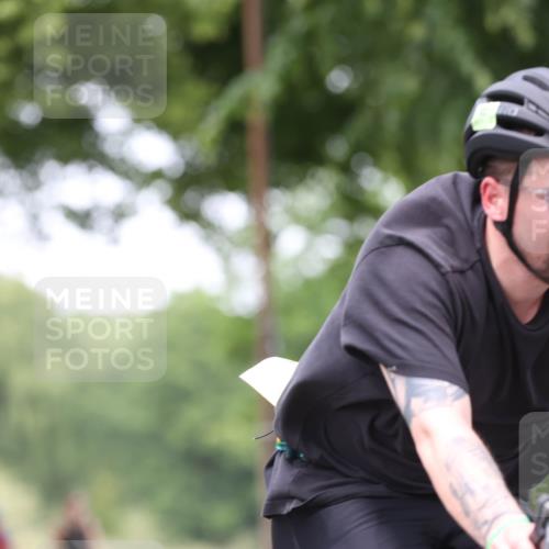 15.06.2025 - 7 Türme Triathlon Yannick Fuchs http://msf.ph/oto/8053761 15.06.2025 13:46:08 Radfahren  meine-sportfotos.de