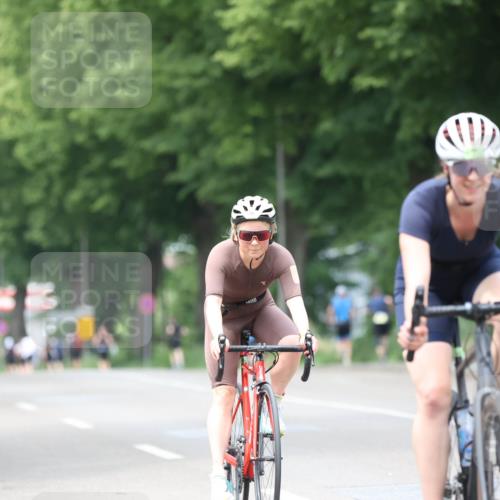 15.06.2025 - 7 Türme Triathlon Yannick Fuchs http://msf.ph/oto/8053789 15.06.2025 13:46:22 Radfahren  meine-sportfotos.de