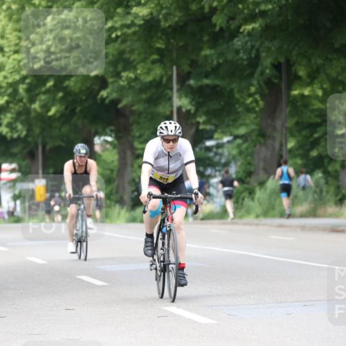 15.06.2025 - 7 Türme Triathlon Yannick Fuchs http://msf.ph/oto/8053855 15.06.2025 13:46:57 Radfahren 929 meine-sportfotos.de