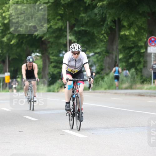 15.06.2025 - 7 Türme Triathlon Yannick Fuchs http://msf.ph/oto/8053856 15.06.2025 13:46:57 Radfahren 929 meine-sportfotos.de