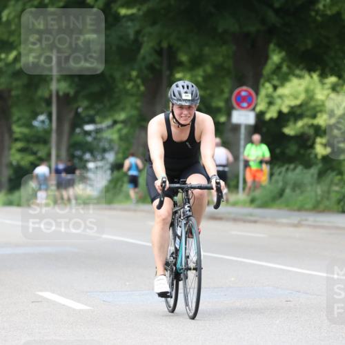 15.06.2025 - 7 Türme Triathlon Yannick Fuchs http://msf.ph/oto/8053859 15.06.2025 13:46:59 Radfahren  meine-sportfotos.de