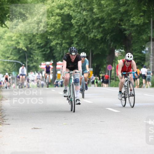 15.06.2025 - 7 Türme Triathlon Yannick Fuchs http://msf.ph/oto/8053941 15.06.2025 13:47:57 Radfahren  meine-sportfotos.de