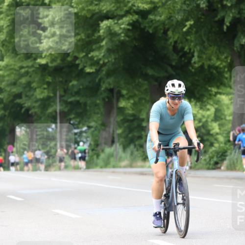 15.06.2025 - 7 Türme Triathlon Yannick Fuchs http://msf.ph/oto/8053949 15.06.2025 13:48:00 Radfahren  meine-sportfotos.de