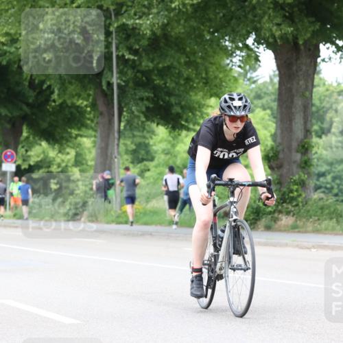 15.06.2025 - 7 Türme Triathlon Yannick Fuchs http://msf.ph/oto/8053993 15.06.2025 13:48:16 Radfahren  meine-sportfotos.de