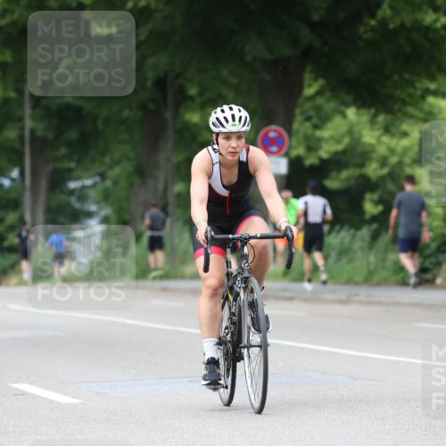 15.06.2025 - 7 Türme Triathlon Yannick Fuchs http://msf.ph/oto/8054005 15.06.2025 13:48:22 Radfahren  meine-sportfotos.de