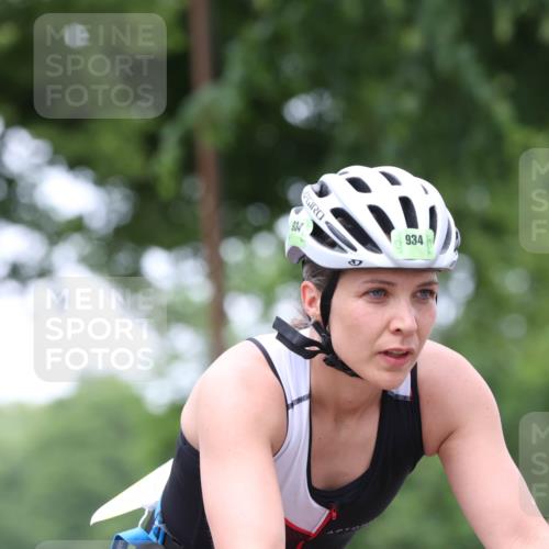 15.06.2025 - 7 Türme Triathlon Yannick Fuchs http://msf.ph/oto/8054010 15.06.2025 13:48:23 Radfahren 934 meine-sportfotos.de