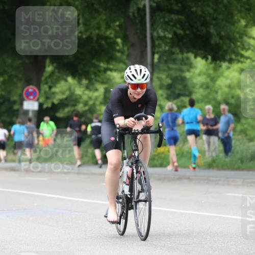 15.06.2025 - 7 Türme Triathlon Yannick Fuchs http://msf.ph/oto/8054020 15.06.2025 13:48:31 Radfahren  meine-sportfotos.de