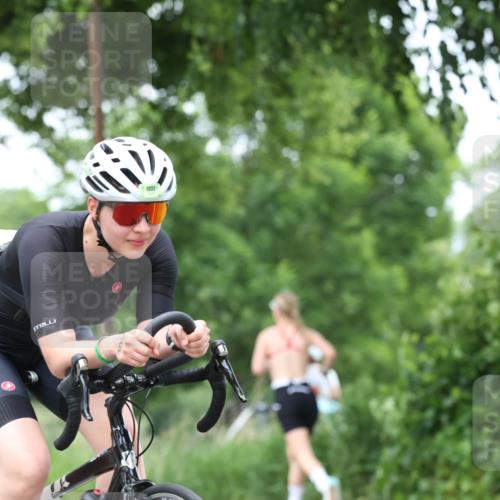 15.06.2025 - 7 Türme Triathlon Yannick Fuchs http://msf.ph/oto/8054023 15.06.2025 13:48:32 Radfahren 1039 meine-sportfotos.de