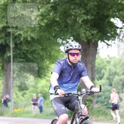 15.06.2025 - 7 Türme Triathlon Yannick Fuchs http://msf.ph/oto/8054027 15.06.2025 13:48:35 Radfahren  meine-sportfotos.de