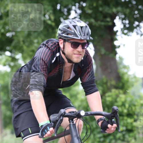 15.06.2025 - 7 Türme Triathlon Yannick Fuchs http://msf.ph/oto/8054046 15.06.2025 13:48:43 Radfahren  meine-sportfotos.de