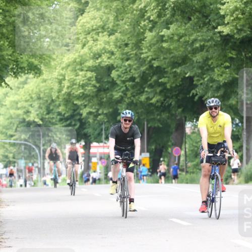 15.06.2025 - 7 Türme Triathlon Yannick Fuchs http://msf.ph/oto/8054097 15.06.2025 13:49:05 Radfahren  meine-sportfotos.de
