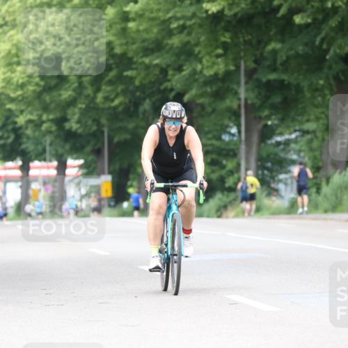 15.06.2025 - 7 Türme Triathlon Yannick Fuchs http://msf.ph/oto/8054109 15.06.2025 13:49:10 Radfahren  meine-sportfotos.de