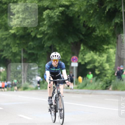 15.06.2025 - 7 Türme Triathlon Yannick Fuchs http://msf.ph/oto/8054162 15.06.2025 13:49:45 Radfahren  meine-sportfotos.de