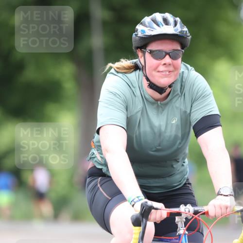 15.06.2025 - 7 Türme Triathlon Yannick Fuchs http://msf.ph/oto/8054174 15.06.2025 13:49:58 Radfahren  meine-sportfotos.de