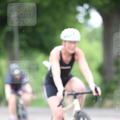 15.06.2025 - 7 Türme Triathlon Yannick Fuchs http://msf.ph/oto/8054202 15.06.2025 13:50:21 Radfahren  meine-sportfotos.de