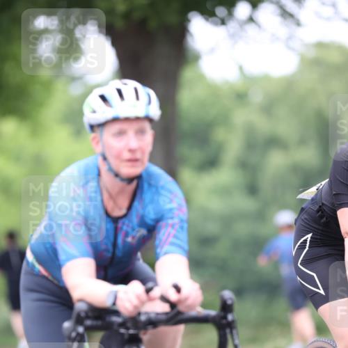 15.06.2025 - 7 Türme Triathlon Yannick Fuchs http://msf.ph/oto/8054216 15.06.2025 13:50:27 Radfahren 1179 meine-sportfotos.de