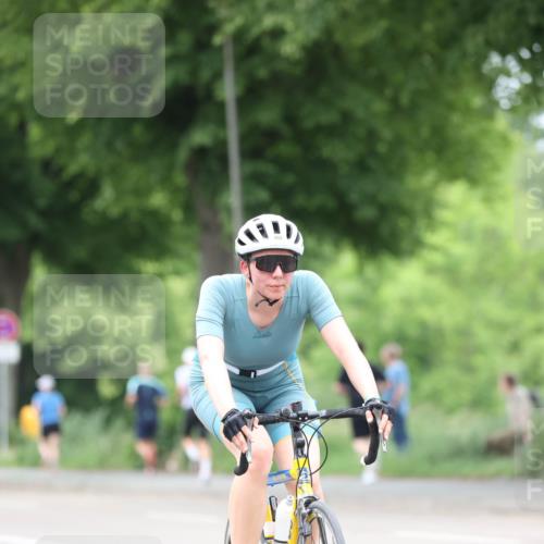 15.06.2025 - 7 Türme Triathlon Yannick Fuchs http://msf.ph/oto/8054221 15.06.2025 13:50:29 Radfahren  meine-sportfotos.de