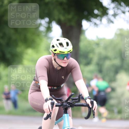 15.06.2025 - 7 Türme Triathlon Yannick Fuchs http://msf.ph/oto/8054234 15.06.2025 13:50:39 Radfahren 1163 meine-sportfotos.de