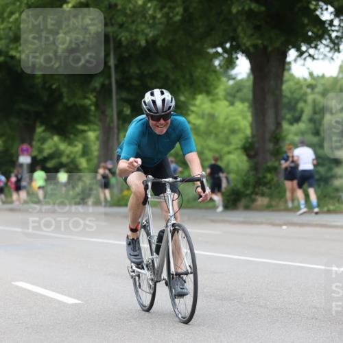 15.06.2025 - 7 Türme Triathlon Yannick Fuchs http://msf.ph/oto/8054275 15.06.2025 13:50:55 Radfahren  meine-sportfotos.de