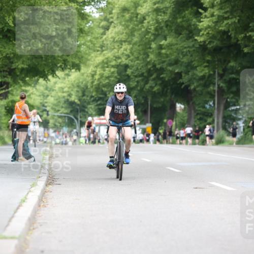 15.06.2025 - 7 Türme Triathlon Yannick Fuchs http://msf.ph/oto/8054309 15.06.2025 13:51:41 Radfahren  meine-sportfotos.de