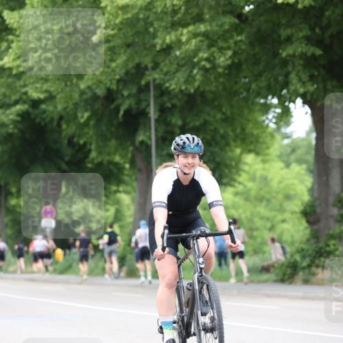 15.06.2025 - 7 Türme Triathlon Yannick Fuchs http://msf.ph/oto/8054327 15.06.2025 13:51:50 Radfahren  meine-sportfotos.de