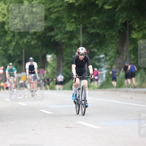 15.06.2025 - 7 Türme Triathlon Yannick Fuchs http://msf.ph/oto/8054355 15.06.2025 13:52:16 Radfahren  meine-sportfotos.de