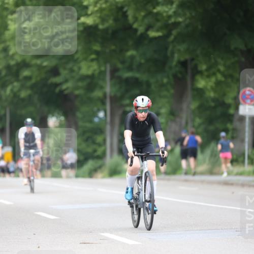 15.06.2025 - 7 Türme Triathlon Yannick Fuchs http://msf.ph/oto/8054357 15.06.2025 13:52:17 Radfahren  meine-sportfotos.de