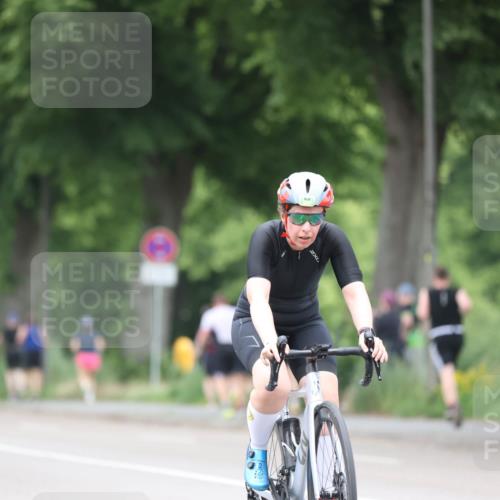 15.06.2025 - 7 Türme Triathlon Yannick Fuchs http://msf.ph/oto/8054359 15.06.2025 13:52:17 Radfahren  meine-sportfotos.de
