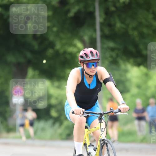 15.06.2025 - 7 Türme Triathlon Yannick Fuchs http://msf.ph/oto/8054376 15.06.2025 13:52:27 Radfahren  meine-sportfotos.de