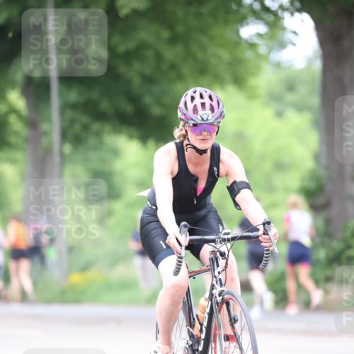 15.06.2025 - 7 Türme Triathlon Yannick Fuchs http://msf.ph/oto/8054382 15.06.2025 13:52:28 Radfahren  meine-sportfotos.de