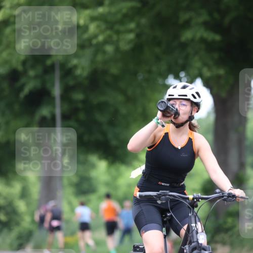 15.06.2025 - 7 Türme Triathlon Yannick Fuchs http://msf.ph/oto/8054418 15.06.2025 13:52:45 Radfahren  meine-sportfotos.de