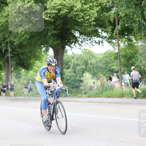 15.06.2025 - 7 Türme Triathlon Yannick Fuchs http://msf.ph/oto/8054460 15.06.2025 13:53:11 Radfahren  meine-sportfotos.de
