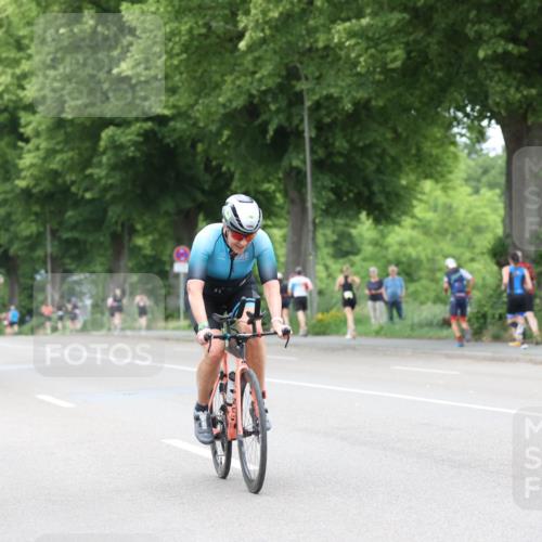 15.06.2025 - 7 Türme Triathlon Yannick Fuchs http://msf.ph/oto/8054489 15.06.2025 13:53:25 Radfahren  meine-sportfotos.de