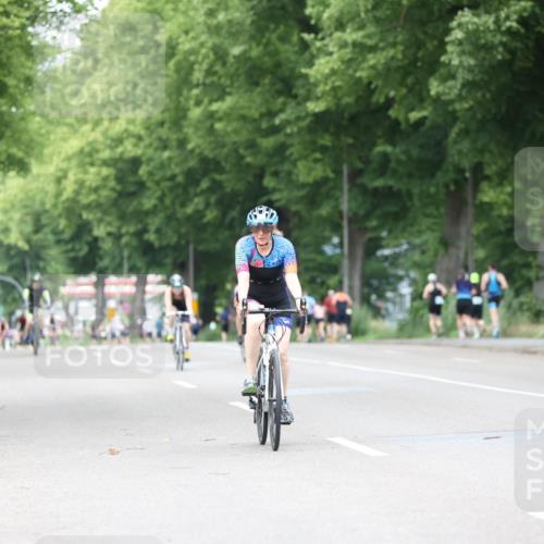15.06.2025 - 7 Türme Triathlon Yannick Fuchs http://msf.ph/oto/8054539 15.06.2025 13:54:07 Radfahren  meine-sportfotos.de